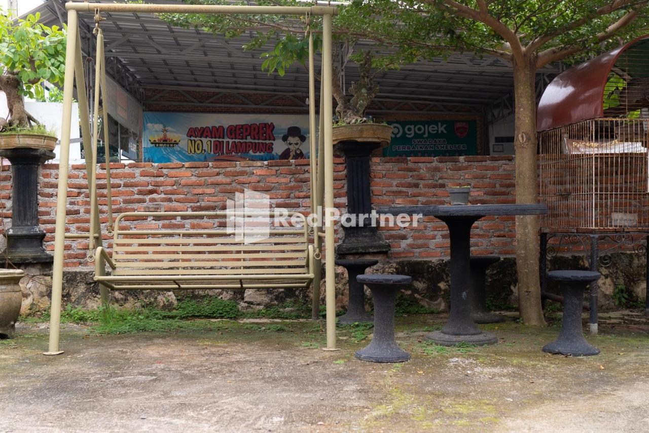 Pondok Kelapa Homestay Lampung Mitra Reddoorz Bandar Lampung Exterior foto